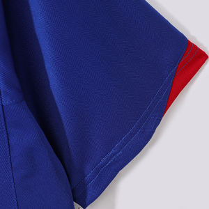 2005/06シーズンのManchestery Uniteds Away Blue Football Jerseyは、パーソナライズとパッチをサポートします - Product Image 4