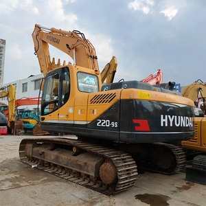 Excavadora Hyundai 220LC-7 de 22 Toneladas de Buena Calidad, Corea del Sur, Buen Precio, R220LC-9S, Excavadora Hyundai Usada en Venta a Precio Económico - Product Image 1