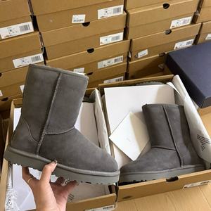 Bottes d'hiver en tissu confortables unisexes avec fourrure, plateforme, mocassins tendance pour les célébrités - Product Image 4