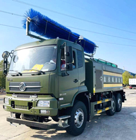 Camion de nettoyage de panneaux solaires 6x6 pour fabricants, véhicule mobile de nettoyage de panneaux photovoltaïques pour traversée de routes