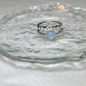 Anillo Abierto de Corazón Dulce con Mariposa Delicada Estilo Clásico Luz de Luna Azul para Niñas, Hecho a Mano en Aleación con Ojo de Gato y Flor de Zirconia - Product Image 6