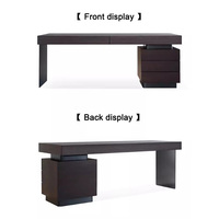 Bureau d'ordinateur design italien moderne et minimaliste Bureau pour senior avec lumière, couleur fumée de luxe pour les études