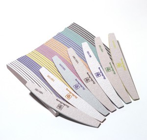 Set de Limas de <span class=keywords><strong>Uñas</strong></span> 100/180 con Logo Personalizado Suministros Profesionales <span class=keywords><strong>para</strong></span> Salón Hechas de Plástico Resistente de 1.8 MM Papel de <span class=keywords><strong>Lija</strong></span> Duradero y Lavable - Product Image 6