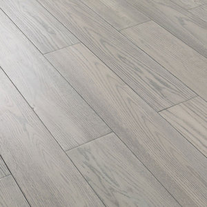 15mm Classic <strong>Brazilian</strong> Cherry and European White Oak <strong>Engineered</strong> Flooring for Interior Spaces - Product Image 5