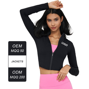 Vestes de sport à manches longues zippées de haute qualité avec poches latérales vêtements de sport pour femmes en cours d'exécution hauts courts personnalisés - Product Image 6