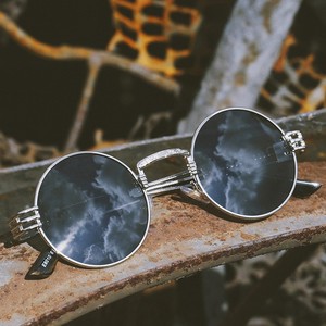 Meilleur prix Lunettes de soleil steampunk en métal 2021 Lunettes de soleil rétro classiques pour femmes Lunettes de soleil rondes pour hommes - Product Image 1