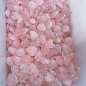 Adorno <span class=keywords><strong>de</strong></span> Cuarzo Rosa, Modelo Artesanal <span class=keywords><strong>de</strong></span> Piedra Preciosa Natural para Uso Decorativo Tallado DIY Transfronterizo, Piedra <span class=keywords><strong>de</strong></span> Cristal en Forma <span class=keywords><strong>de</strong></span> Corazón <span class=keywords><strong>de</strong></span> 20mm - Product Image 3