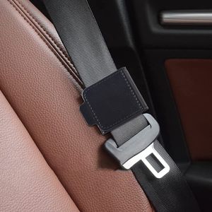 FAOTUR Réglateur de ceinture de sécurité universel, protège-épaule et protège-cou, pince pour ceinture de sécurité de voiture, accessoire de sécurité automobile - Product Image 1