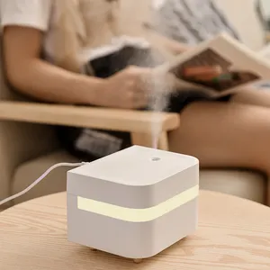 Meja 2022 Desktop 540Ml Portabel dengan Lampu LED Kabut Dingin Penyebar Udara Ruangan Usb Isi Ulang Kantor Mini Humidifier