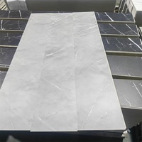 Revêtement de sol SPC à clipser, imperméable, résistant à l'humidité, antidérapant, ignifuge, pour intérieur commercial, sans formaldéhyde, vente en gros d'usine