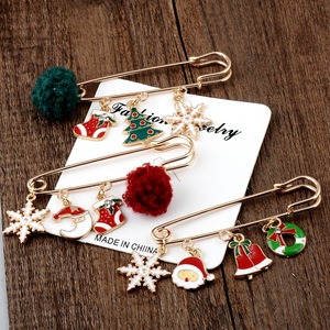 Broches en forme d'arbre <span class=keywords><strong>de</strong></span> noël, extension pour les vêtements élégants, mignonnes, goutte d'huile, vente en gros, 12 pièces - Product Image 3