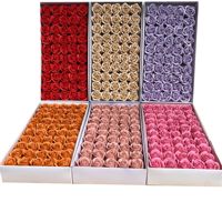 Coffret Cadeau Bouquet de Roses Comestibles Éternelles à Trois Couches pour Noël, la Saint-Valentin et la Fête des Enseignants – Savon Parfumé Fait Main par un Fleuriste