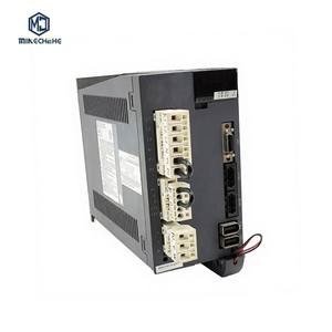 Servomoteur MDS-D-SVJ3-10NA d'origine (métal et plastique) pour le contrôle précis du mouvement et le pilotage de servomoteurs avec 1 an de garantie - Product Image 1