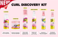 Produits pour boucles parfumées aux fleurs : Mousse coiffante pour boucles, Spray revitalisant pour boucles, Démêlant, Shampooing et après-shampooing pour cheveux bouclés
