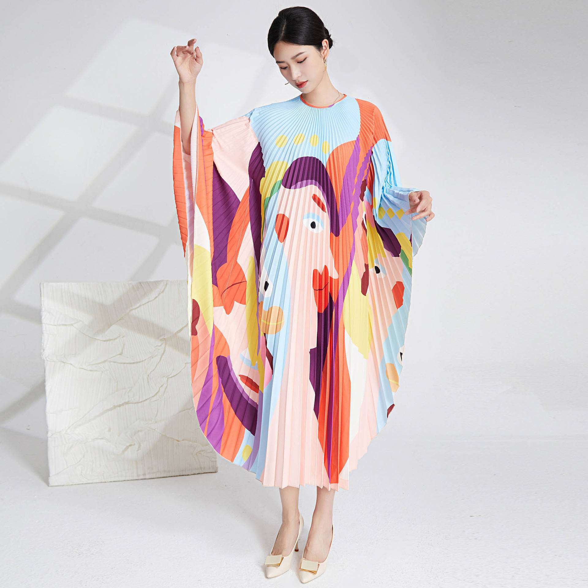 มีสีเขียวขุ่น