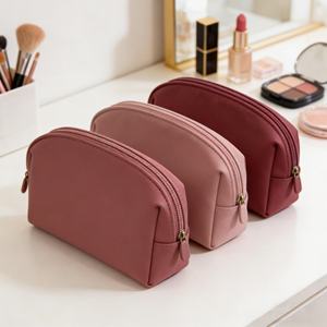 Sac de rangement en silicone pour femmes, imperméable et anti-chute, pour cosmétiques et maquillage, personnalisable, très vendu - Product Image 2