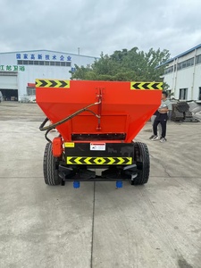 Aplicador <span class=keywords><strong>de</strong></span> Fertilizante Móvil para Tractor <span class=keywords><strong>de</strong></span> Suspensión Trasera Esparcidor <span class=keywords><strong>de</strong></span> Estiércol y Fertilizante Orgánico Pulverizadores <span class=keywords><strong>de</strong></span> Compost Agrícola - Product Image 4