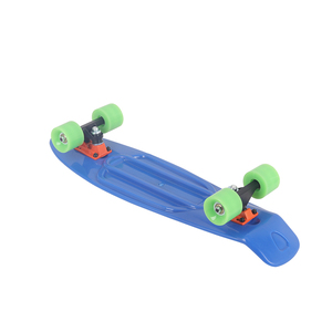 Patineta Completa con Forma de Pez Colorida, Mini Cruiser Retro de 22 x 6 Pulgadas para Niños, Jóvenes y Principiantes - Product Image 2