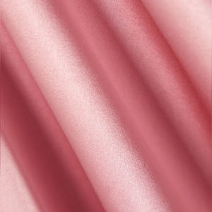 2024 Dames Luxe Nachtkleding Nieuw Design Satijnen Nachtjapon En Pyjama Koelprint Stijl Voor Hotelgebruik - Product Image 5