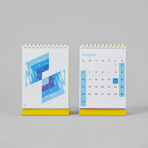 Nhà Máy Tùy Chỉnh Mini Bàn Nhỏ Lịch <span class=keywords><strong>2025</strong></span> Phong Cách Mới Văn Phòng Lịch Với Dập Nổi Giấy Nghệ Thuật Và Cuộn Dây Kim Loại Sử Dụng Như Một Chiếc Đồng Hồ - Product Image 2