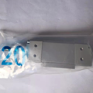 新しいDZF-12-25-A-<span class=keywords><strong>P</strong></span>-wbrA 161225フラットシリンダー1個 - Product Image 1