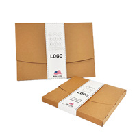 Boîtes d'emballage en papier kraft écologiques haut de gamme avec laminage brillant aseptique et gaufrage pour vêtements homme/femme, t-shirts, pantalons