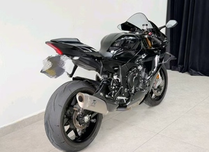 มอเตอร์ไซค์แข่ง YZF-R1 พร้อมวิงเล็ตคาร์บอนไฟเบอร์และระบบ IMU 6 แกนเพื่อการควบคุมในโค้งความเร็วสูง - Product Image 4