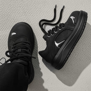 Nouvelles chaussures décontractées à plateforme de style dessin animé, en toile, respirantes, antidérapantes, chaussures de sport, pour couples - Product Image 4