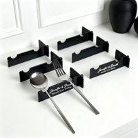 Maßgefertigter Acryl-Geschirrständer für Hotel, Hochzeit, Party, Feiern im Luxuriösen Minimalistischen Stil, Großhandel Verfügbar