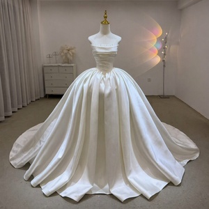 Lsjj165-1 Vestido de Novia Romántico de Satén Liso Color Marfil, Sin Tirantes, con Cintura Fruncida, Estilo Princesa Oversize, Cola Catedral Jancember - Product Image 1