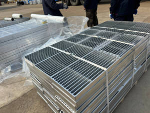 Rejilla <span class=keywords><strong>de</strong></span> Acero para Cubrir Zanjas a Precio <span class=keywords><strong>de</strong></span> Fábrica, con Acero Angular, Rejilla <span class=keywords><strong>de</strong></span> Acero Duradera para Cubrir Zanjas <span class=keywords><strong>de</strong></span> Drenaje - Product Image 6