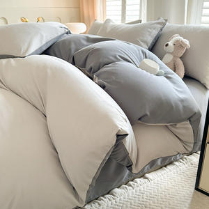 ชุดเครื่องนอนสไตล์เรียบง่ายสีที่กําหนดเองผ้านวมนุ่มและผ้าปูที่นอนชุดผ้าปูที่นอนผ้าฝ้ายไมโครไฟเบอร์และชุดปลอกหมอนสําหรับห้องนอน - Product Image 2