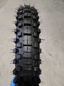 <span class=keywords><strong>Pneu</strong></span> de moto tout-terrain 90/100-<span class=keywords><strong>14</strong></span> 90/100-16 à bande de roulement profonde pour motocross - Product Image 3