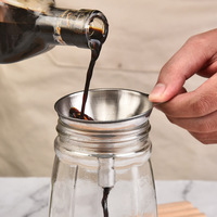 Ensemble d'entonnoirs en acier inoxydable de trois pièces en gros Mini entonnoir pour sauce à l'huile et au vin Distributeur de liquide intégré État neuf