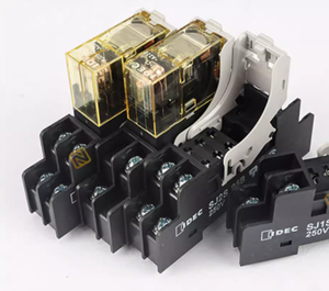 Omroミニチュアパワーリレー + ベースMY2N-GS AC220/240 + PYFZ-08-EリレーベースPYF08A-E PTF08A-Eピンベース純正品 - Product Image 4