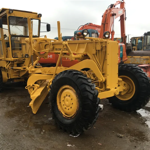 Motoniveladora Usada Komatsu GD661 Fabricada en China en 2016 con Motor y Bomba para Construcción de Carreteras - Product Image 2