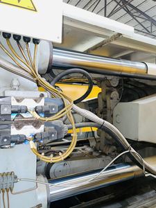 Kostengünstige CE-zertifizierte PLC-gesteuerte Kaltkammer-Druckgussmaschine für Aluminium-, Kupfer-, Messing- und Magnesiumlegierungen - Product Image 6