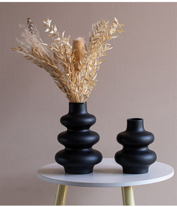 Vases en céramique en spirale multicolores, décorations d'intérieur, art déco contemporain, Japandi, porcelaine traditionnelle, mariage - Product Image 6