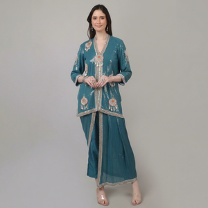 Vestido Tradicional Premium de 3 Piezas para Mujer, Azul y Naranja con Lentejuelas, Cuentas y Pedrería de Perlas para Eventos - Product Image 1