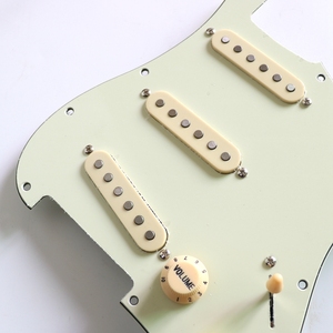 Donlis flatwork Alnico Pickup ds55 Prewired bạc hà màu xanh lá cây ST <span class=keywords><strong>Guitar</strong></span> Pickguard SSS nạp cho chất lượng handmade <span class=keywords><strong>Guitar</strong></span> Xây Dựng Bộ dụng cụ - Product Image 3