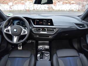 <span class=keywords><strong>BMW</strong></span> <span class=keywords><strong>120</strong></span> M Sport Shadow Line <span class=keywords><strong>2022</strong></span> Usado, Bajo Kilometraje 45k KM, Pintura 100% Original - Product Image 6