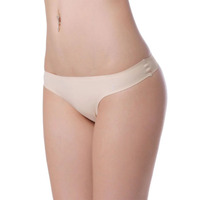 Nouvellement découpé au laser filles en gros g String sous-vêtements Sexy culotte sans couture bref g String