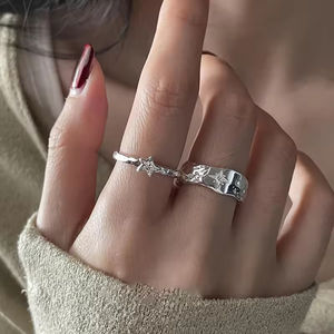 Anillo de Plata de Ley 925 con Diseño de Estrella y Concha, Estilo Unisex, Patrón Irregular, Simple, de Lujo Discreto, Versátil, de Boca Abierta - Product Image 1