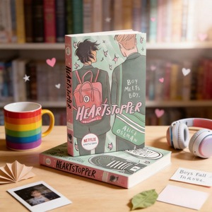 Heartstopper Volumen 1, novela gráfica sobre la amistad y la pubertad de Alice Oseman - Product Image 5