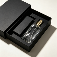 Flacon de parfum rectangulaire plat en verre transparent 25ml 50ml 100ml, flacon vaporisateur vide avec capuchon en aluminium doré, logo personnalisé