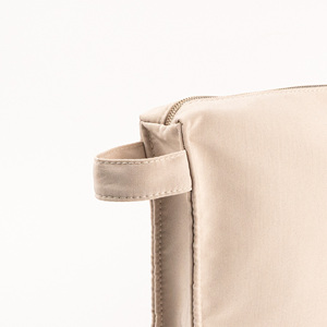 Bolsa de Aseo de Viaje Unisex de Nailon de Alta Calidad con Cierre de Cremallera, Personalizable, para Almacenamiento de Cosméticos - Product Image 3