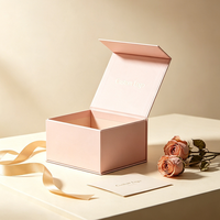 Boîte cadeau magnétique en carton rigide personnalisable avec logo, recyclable, pliable, pour vêtements, chaussures et accessoires