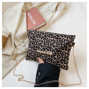 Nueva llegada de las señoras de lujo bolsos cruzados correa de cadena de oro de las mujeres leopardo Cheetah bolsos de mensajero de cuero - Product Image 4