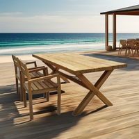 Table de salle à manger d'extérieur en teck robuste et élégante avec un design robuste à pieds croisés pour la piscine ensemble de salle à manger extérieure en teck meubles de patio extérieur