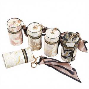 Porte-clés de luxe rose en forme de cœur, miroir de voyage, sacs de rangement en cuir PU pour maquillage et cosmétiques pour femmes, porte-rouge à lèvres - Product Image 4